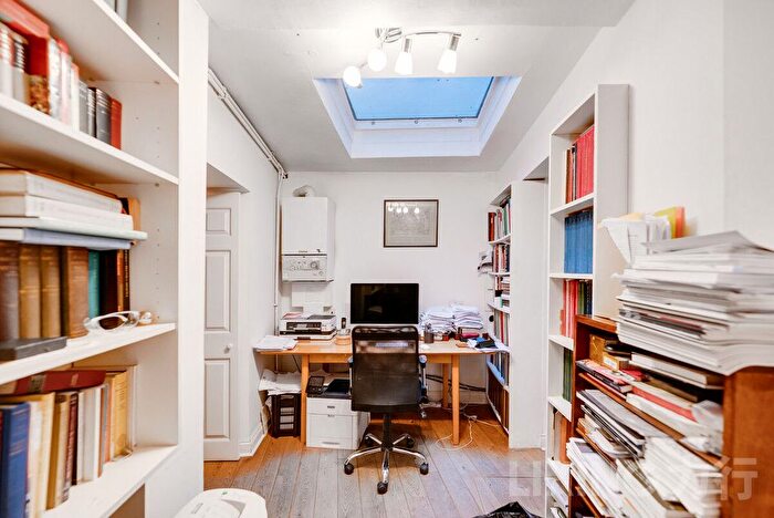 2 Bedroom Terraced House For Sale In Hays Mews, Mayfair, W1J