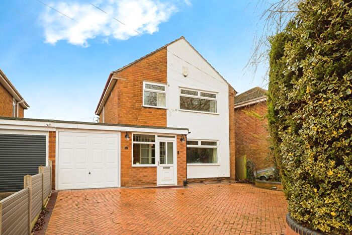 3 Bedroom Detached House For Sale In Meadow Lane, Willaston, CH64