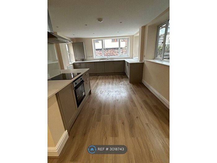 2 Bedroom Flat To Rent In Normanton Avenue, Liverpool, L17