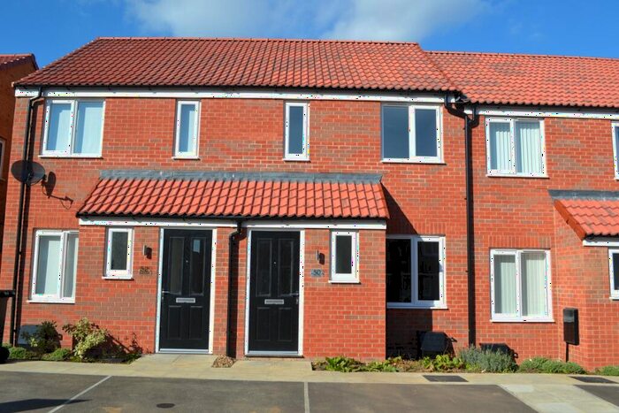 2 Bedroom Terraced House To Rent In Snow Close, Holdingham, NG34