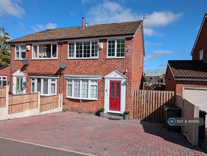 3 Bedroom Semi-Detached House To Rent In Airedale Gardens, Leeds, LS13