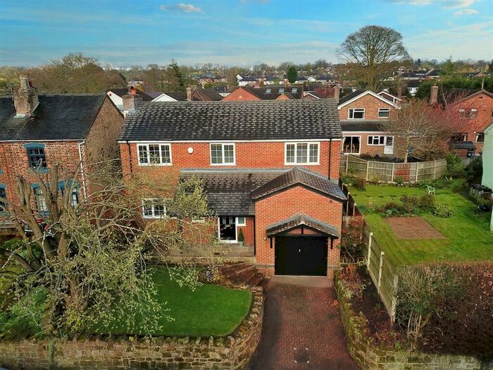 4 Bedroom Detached House For Sale In Chapel Street, Forsbrook, StokeOn