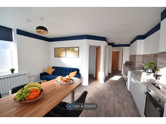 2 Bedroom Flat To Rent In Dalton Street, Cardiff, CF24