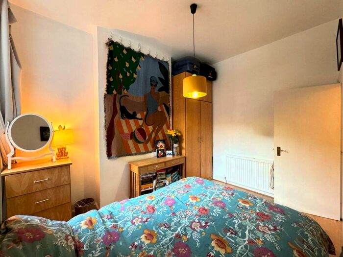 1 Bedroom Flat To Rent In Marlborough Road, Archway, N19