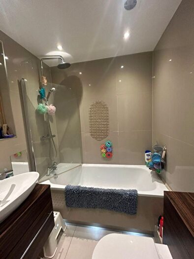 1 Bedroom Flat To Rent In Whitworth Road, Orchid House, SE25