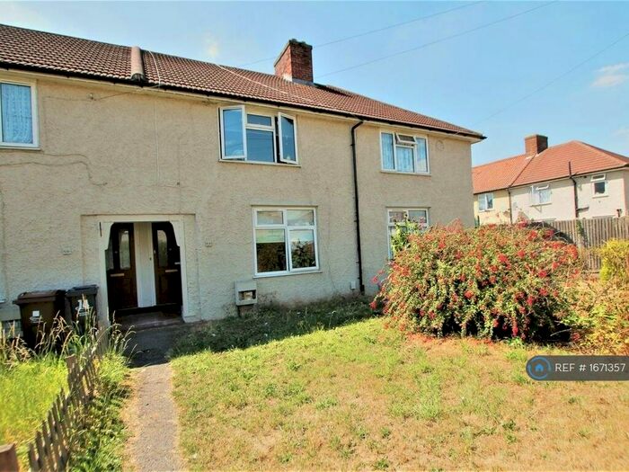 2 Bedroom Terraced House To Rent In Durell Gardens, Dagenham, RM9