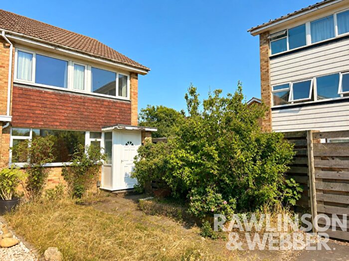 3 Bedroom End Of Terrace House For Sale In Bedster Gardens, West Molesey, KT8