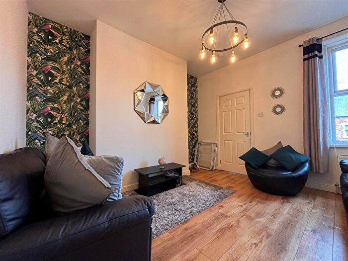 3 Bedroom Apartment To Rent In Eighth Avenue, Heaton, NE6