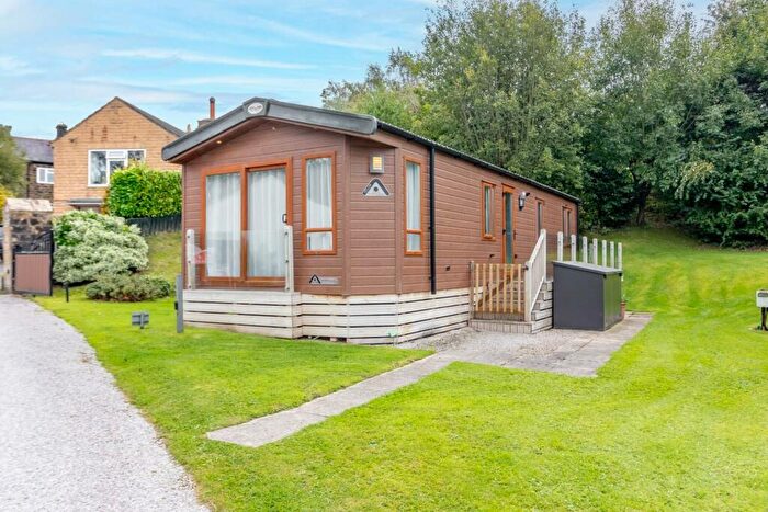 2 Bedroom Park Home For Sale In Reynard Crag Lane, Reynard Crag Park, High Birstwith, HG3