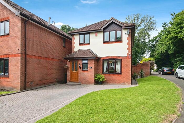 3 Bedroom Detached House For Sale In Bartley Woods, Birmingham, West Midlands, B32