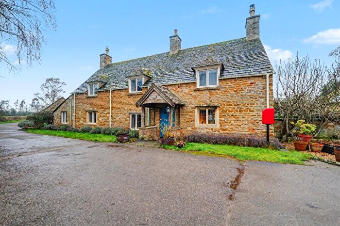 3 Bedroom Detached House For Sale In Drayton Road, Nevill Holt, LE16