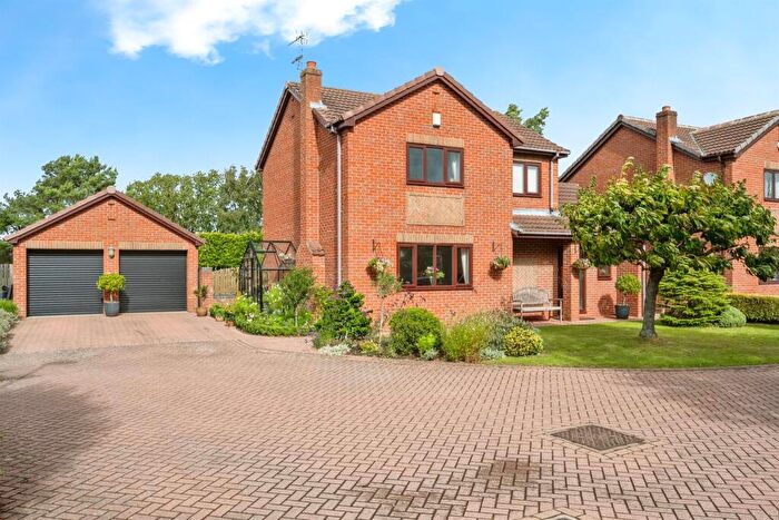 3 Bedroom Detached House For Sale In Gatesbridge Park, Finningley, Doncaster, DN9