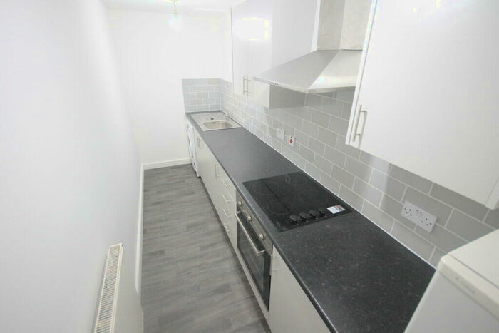 Studio To Rent In Victoria Road, Headingley, Leeds, LS6