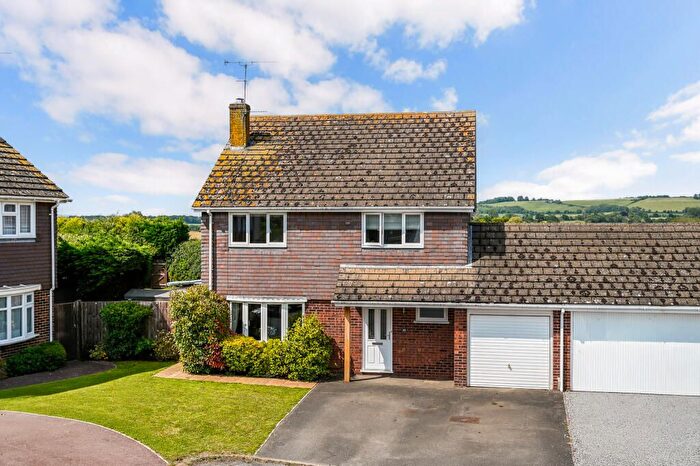 4 Bedroom Detached House For Sale In Mountbatten Way, Brabourne, TN25
