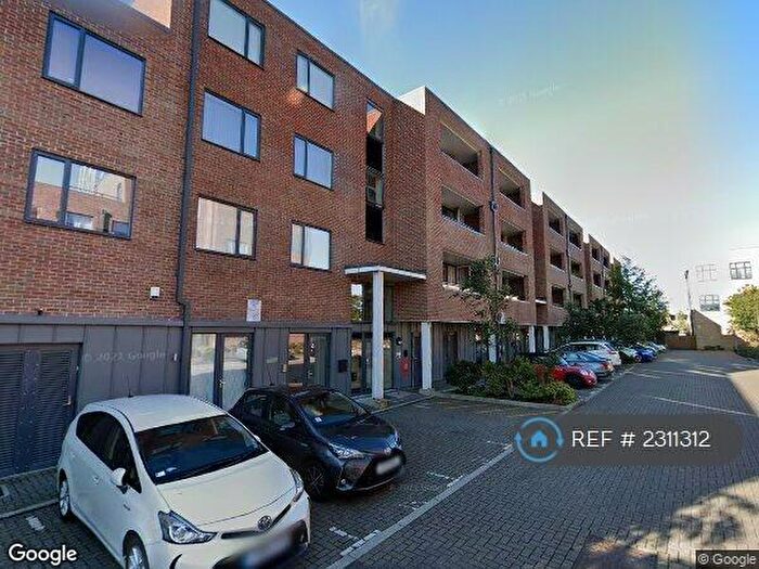 2 Bedroom Flat To Rent In Ladysmith Road, Harrow, HA3