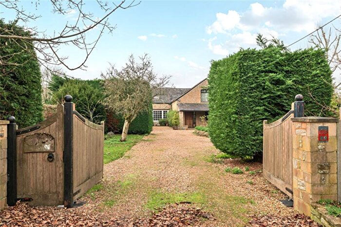 5 Bedroom Detached House For Sale In Manor Road, Brize Norton, Carterton, OX18