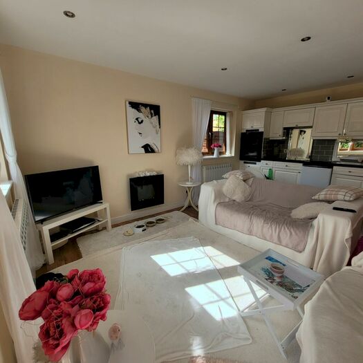 3 Bedroom Terraced House For Sale In Club Houses And A The Annex, The Green, Wrexham, LL12