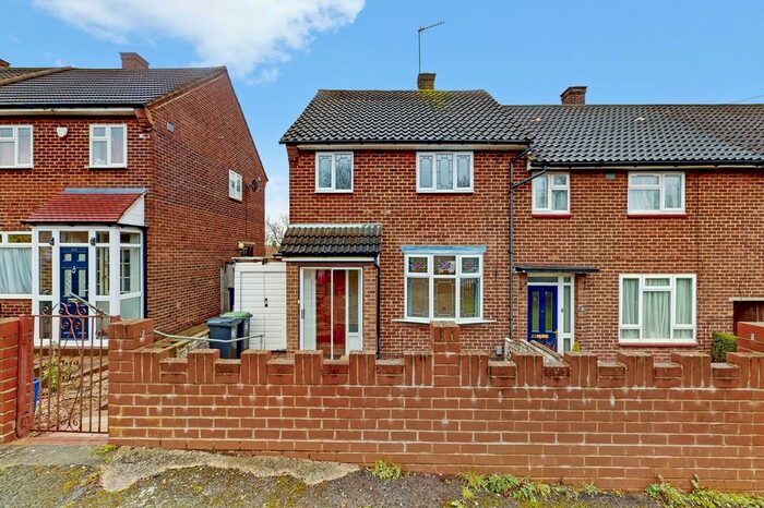 2 Bedroom Semi-Detached House To Rent In Mannock Drive, Loughton, Essex, IG10