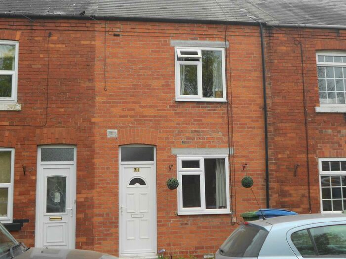 2 Bedroom Terraced House To Rent In High StreetRetfordNottinghamshire, DN22