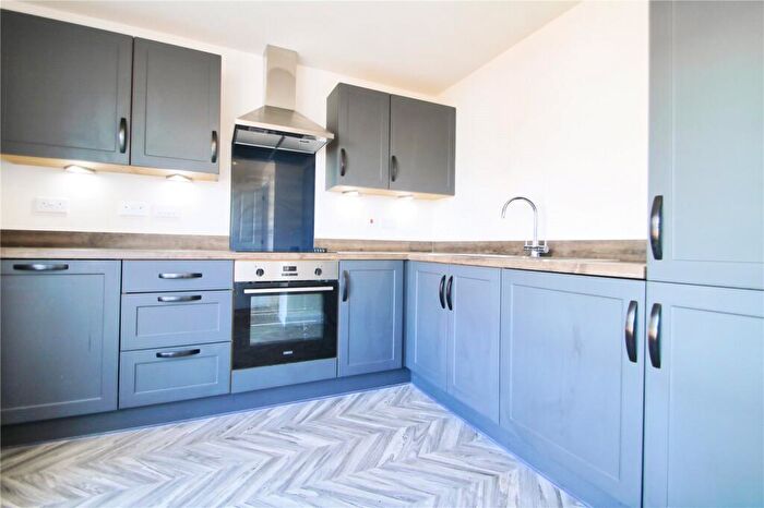 2 Bedroom Semi-Detached House To Rent In Lucks Avenue, Hall Green, Birmingham, West Midlands, B28