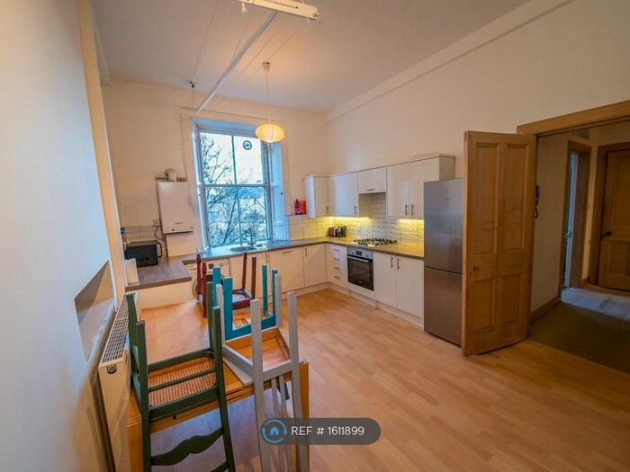 1 Bedroom Terraced House To Rent In Lutton Place, Edinburgh, EH8