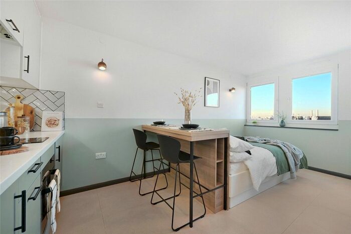 Studio To Rent In Uncle Stockwell, Courland Grove, SW8