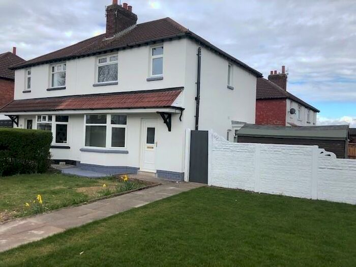 3 Bedroom House To Rent In Guildford Road, PR8