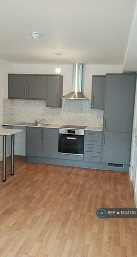 2 Bedroom Flat To Rent In Brougham Hall, Rossendale, BB4