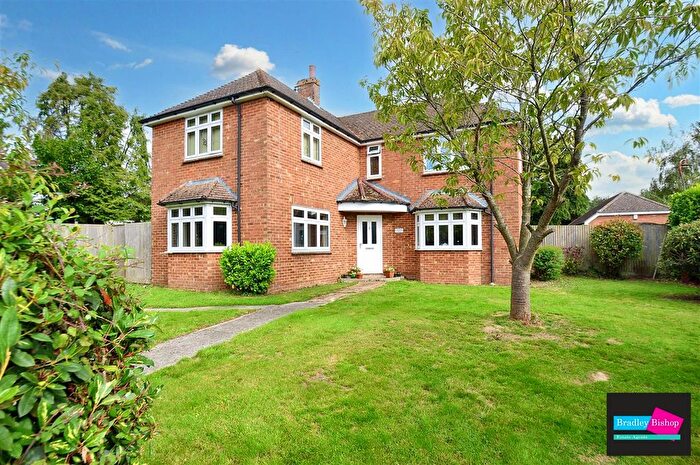 4 Bedroom Detached House For Sale In Coppins Lodge, Charing Heath Road, Charing, Ashford, TN27