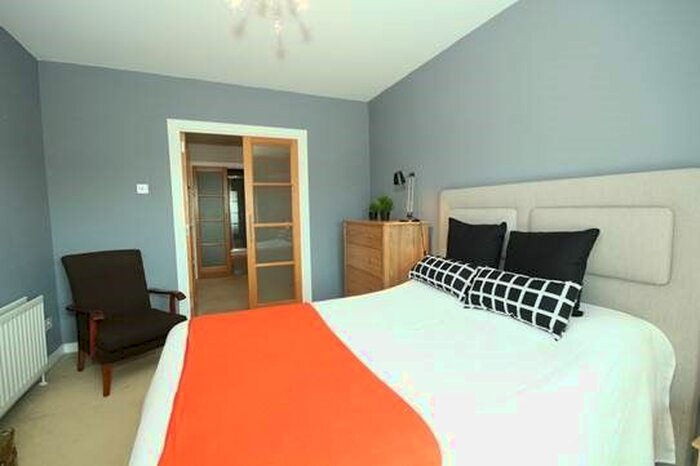 2 Bedroom Flat To Rent In Ascot Gate, Glasgow, G12