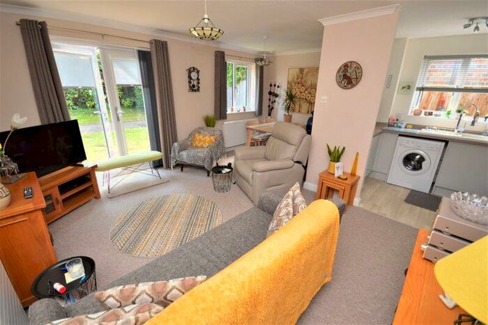2 Bedroom Maisonette For Sale In Princes Risborough, HP27