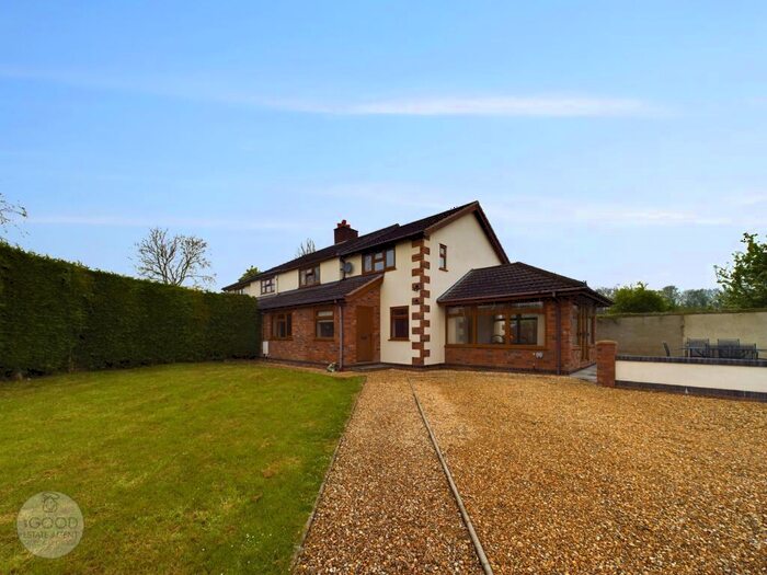 5 Bedroom Detached House For Sale In Burcott Cottages, Roman Road, Hereford, HR1