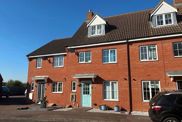 4 Bedroom Terraced House For Sale In St Johns Road, Arlesey, SG15
