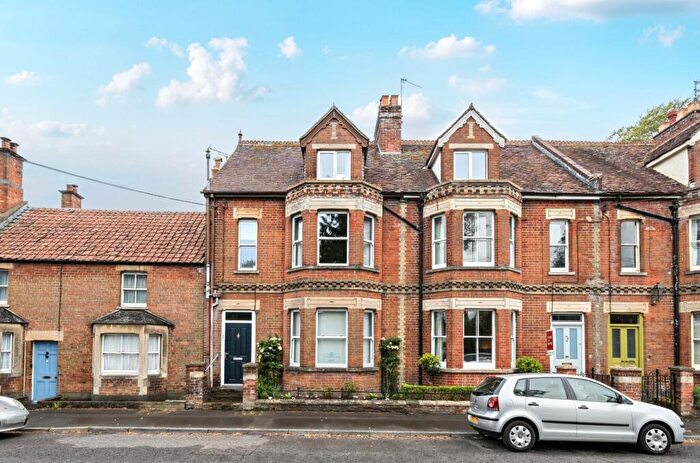4 Bedroom Terraced House For Sale In Boreham Road, Warminster, BA12