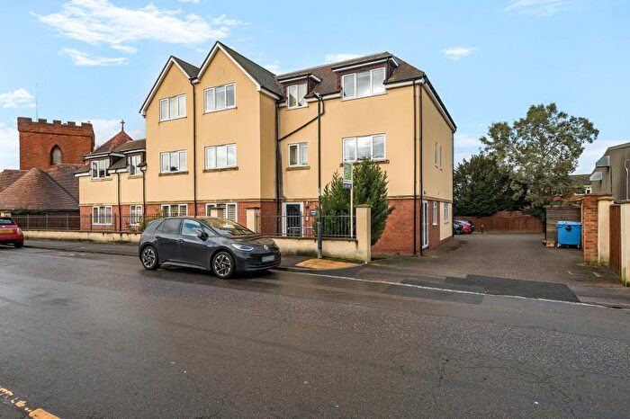 2 Bedroom Block Of Apartments For Sale In Maidenhead, Berkshire, SL6