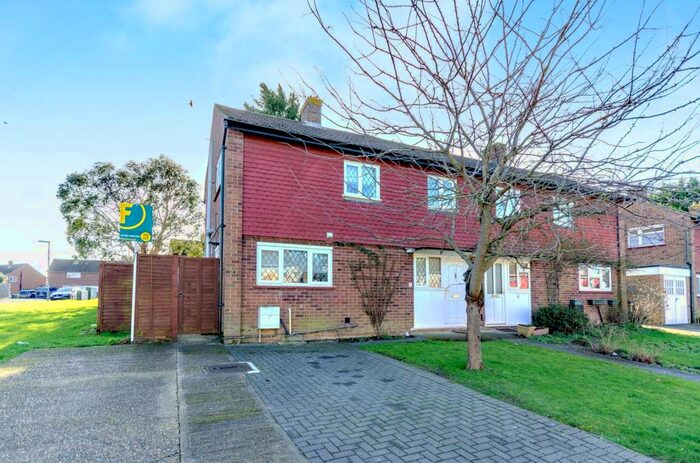 4 Bedroom Semi-Detached House To Rent In Little Platt, Park Barn, Guildford, GU2