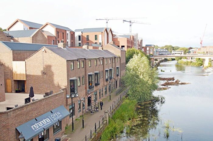 2 Bedroom Flat To Rent In Lambton Walk, Durham, DH1