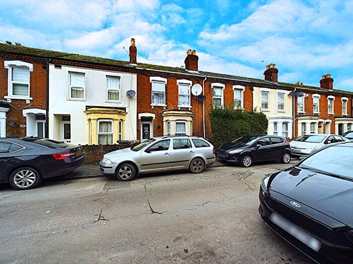 2 Bedroom Terraced House For Sale In Clement Street, Gloucester, GL1