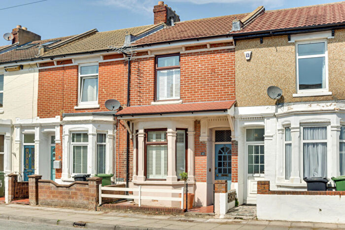 3 Bedroom House For Sale In Grayshott Road, Southsea, PO4
