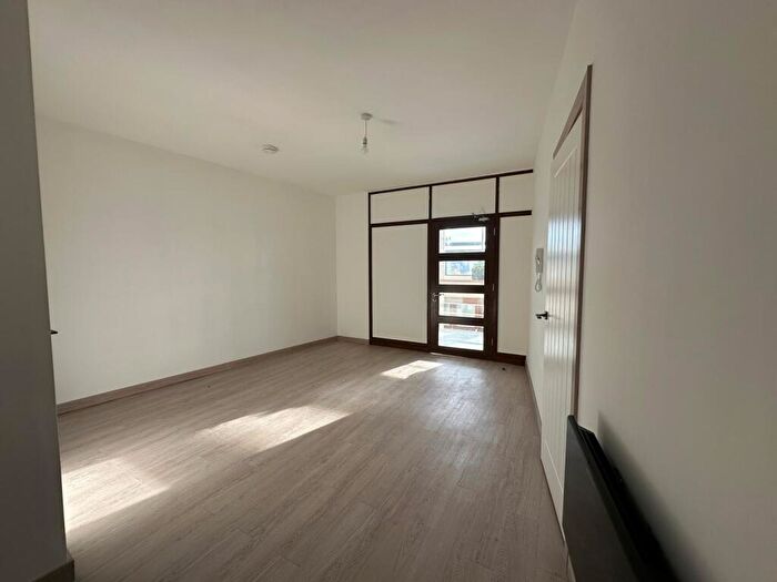 2 Bedroom Apartment To Rent In The E Centre, Darwin Drive, Sherwood Energy Village, Ollerton, Nottinghamshire, NG22