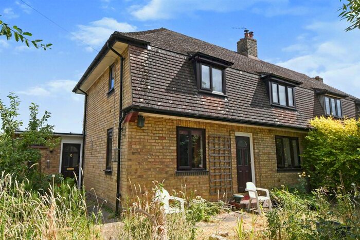 3 Bedroom Semi-Detached House For Sale In Hoop Lane, Apley, Market Rasen, LN8