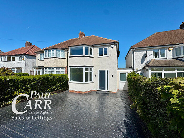 3 Bedroom Semi Detached House For Sale In White Farm Road, Four Oaks, Sutton Coldfield, B74