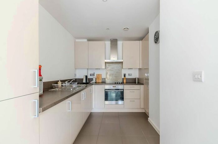 1 Bedroom Flat To Rent In Jasmine House, Wandsworth Town, London, SW18