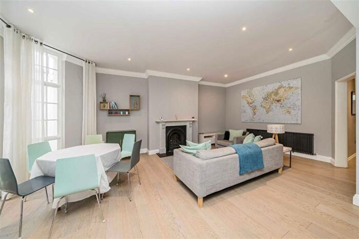 2 Bedroom Flat To Rent In Rosary Gardens, London, SW7