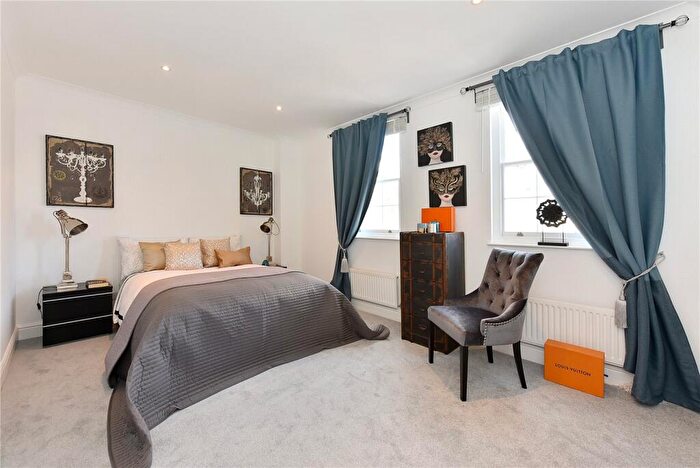 4 Bedroom Terraced House To Rent In Queen's Grove, St. John's Wood, London, NW8