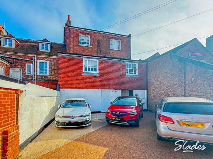 1 Bedroom Apartment To Rent In High Street, , Poole, BH15