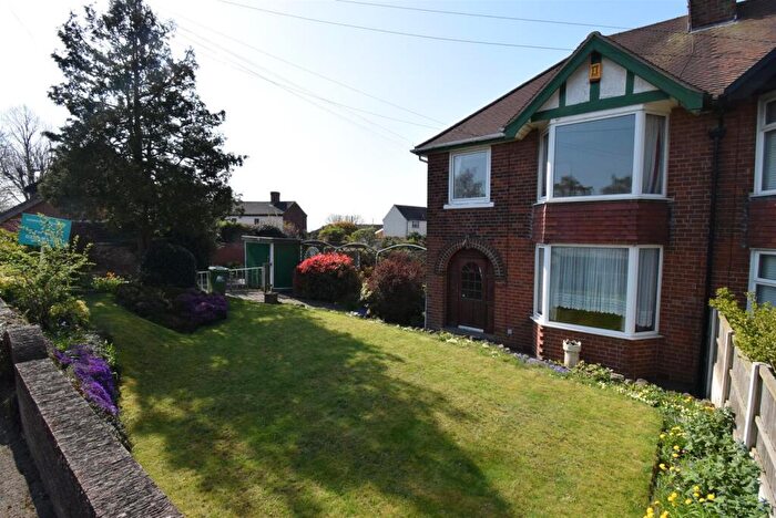 3 Bedroom Semi-Detached House For Sale In Ilkeston Road, Marlpool, Heanor, DE75