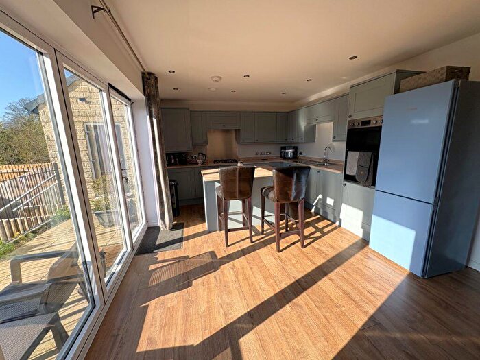 4 Bedroom Detached House For Sale In Bedroom Detached House For Sale – Lawnwood Avenue, Skipton, BD23