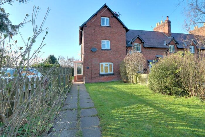 3 Bedroom End Of Terrace House To Rent In Chester Street, Oakmere, Northwich, CW8
