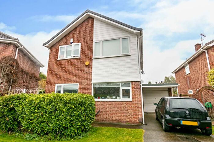 6 Bedroom Detached House To Rent In Ingham Grove, Nottingham, NG7